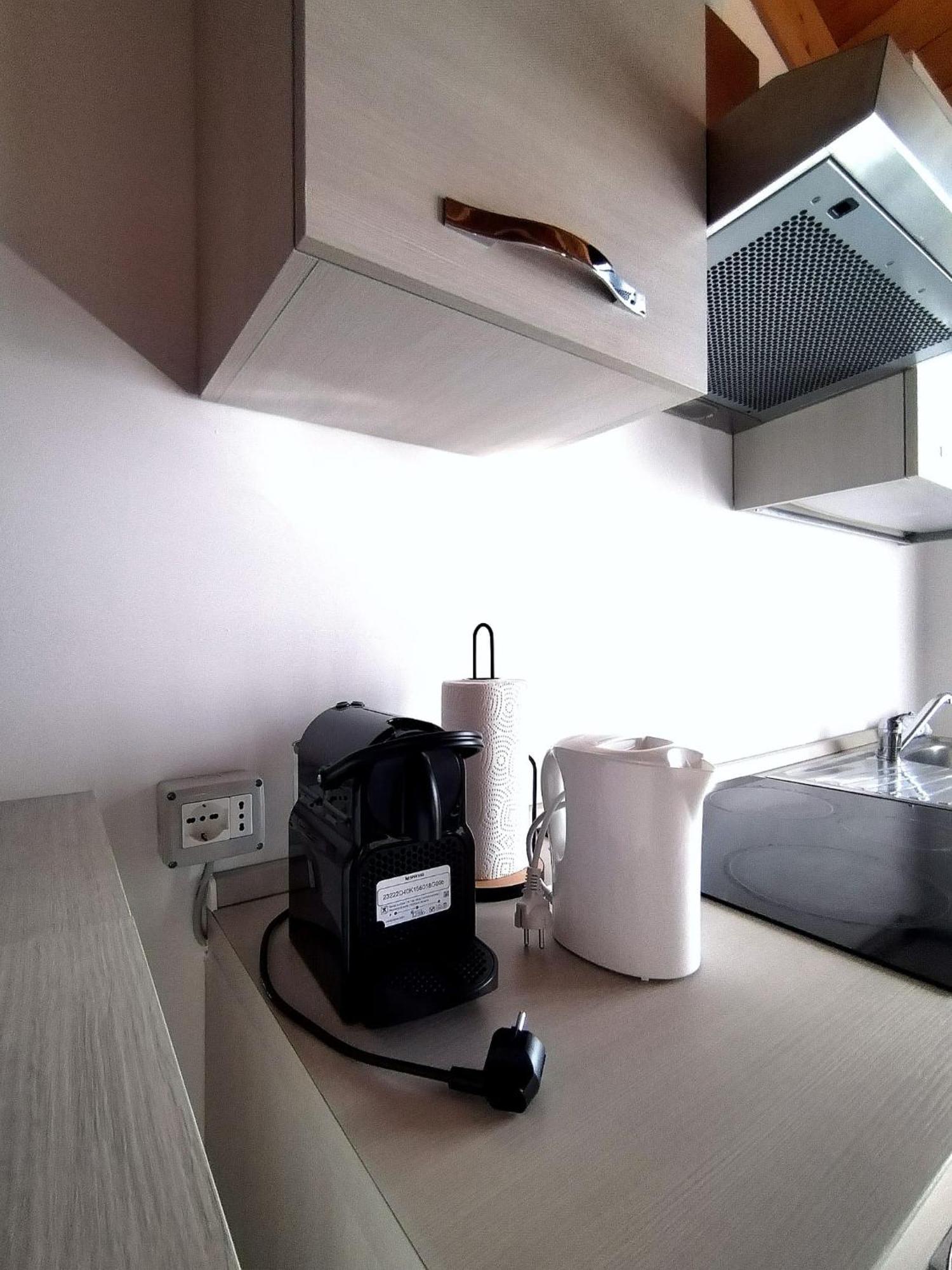 Travedona Loft By Lake Ixihome ภายนอก รูปภาพ